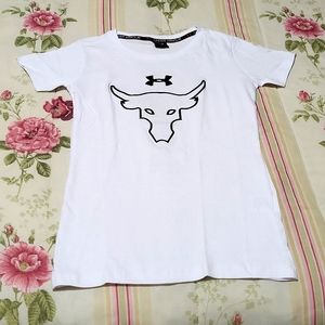 Under Armour T-shirt